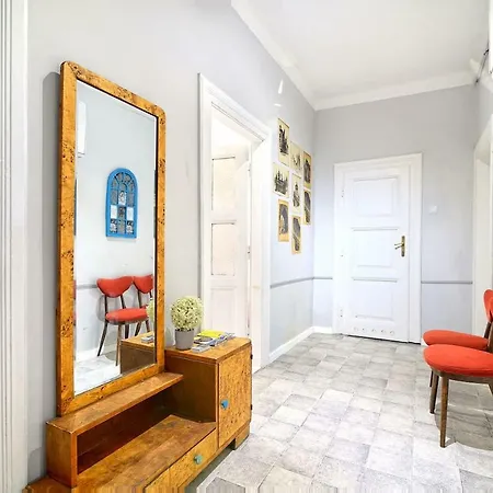 Luxury Retro Apartment, Center, Wifi *